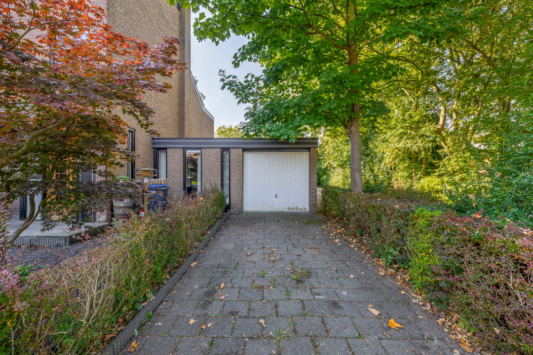 Foto 2 van Brahmsstraat 4