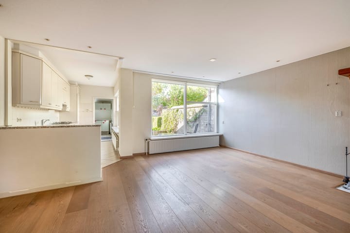 Foto 7 van Brahmsstraat 4