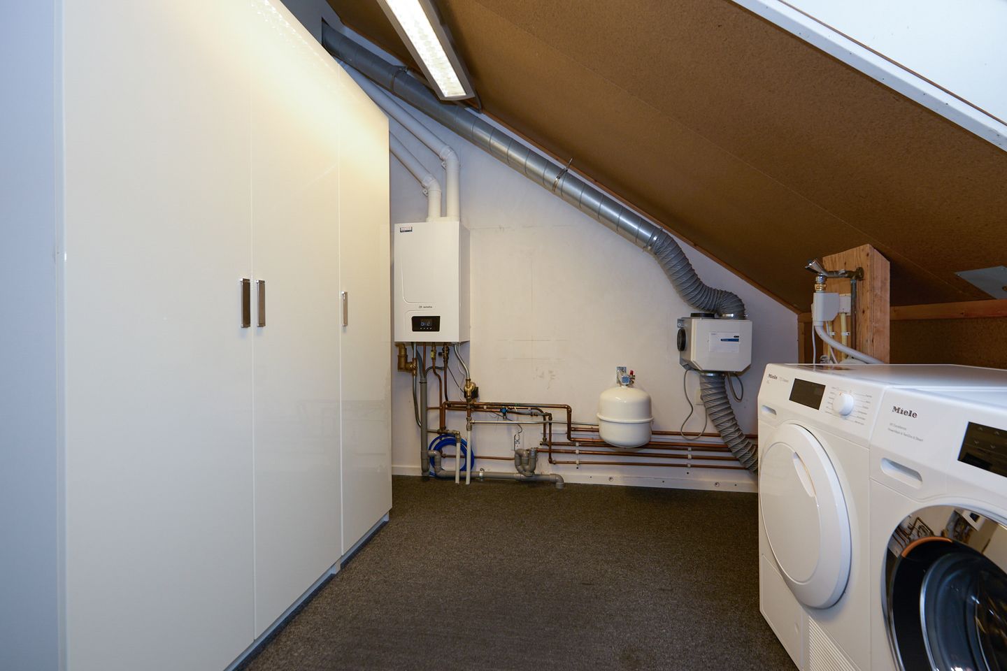 Photo 44 of Veldbeemd 4