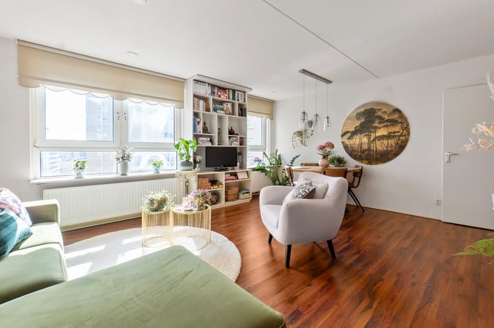 Gevers Deynootweg 918