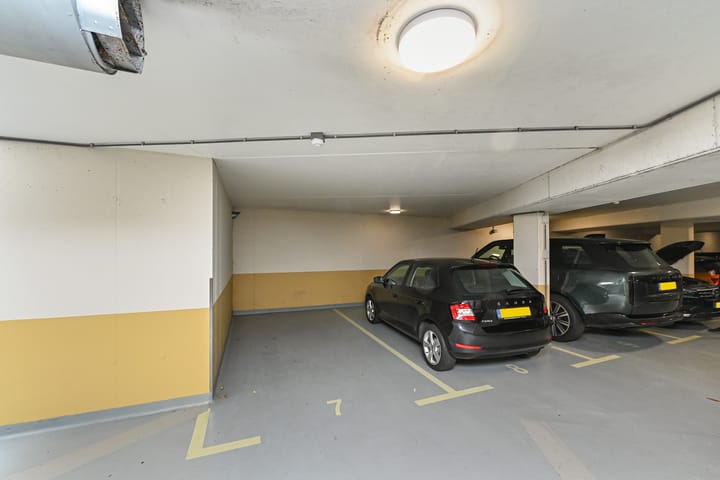 Photo 41 of Catsheuvel 171