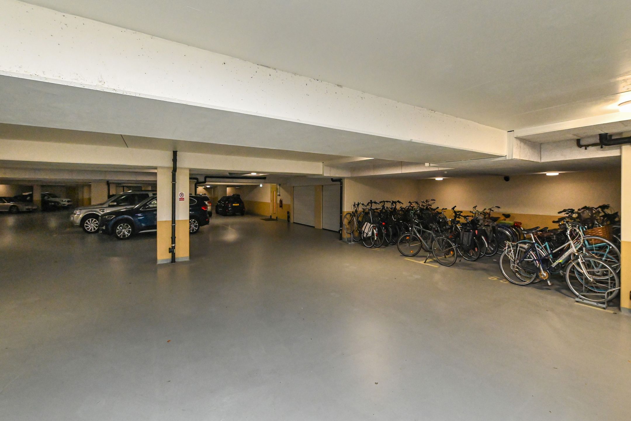 Photo 42 of Catsheuvel 171