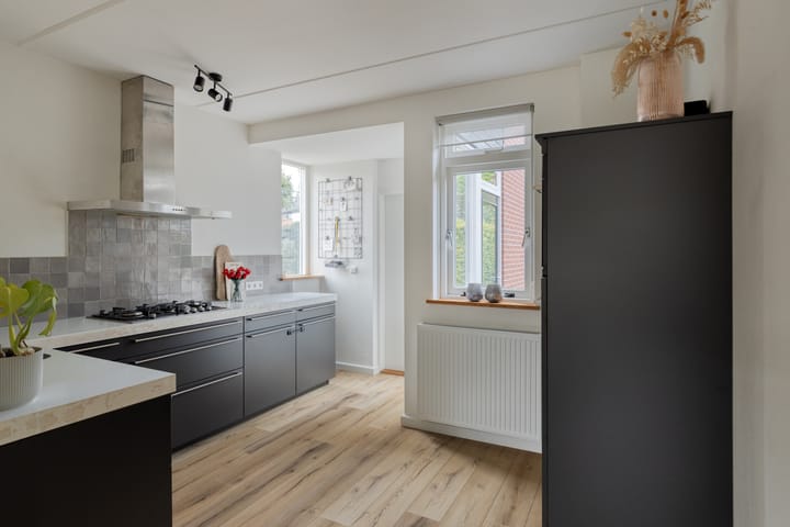 Photo 10 of Het Verzet 85