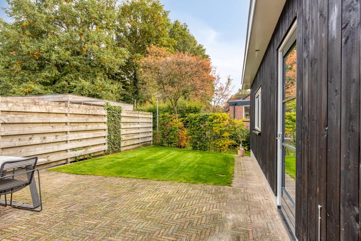 Photo 2 of Het Verzet 85