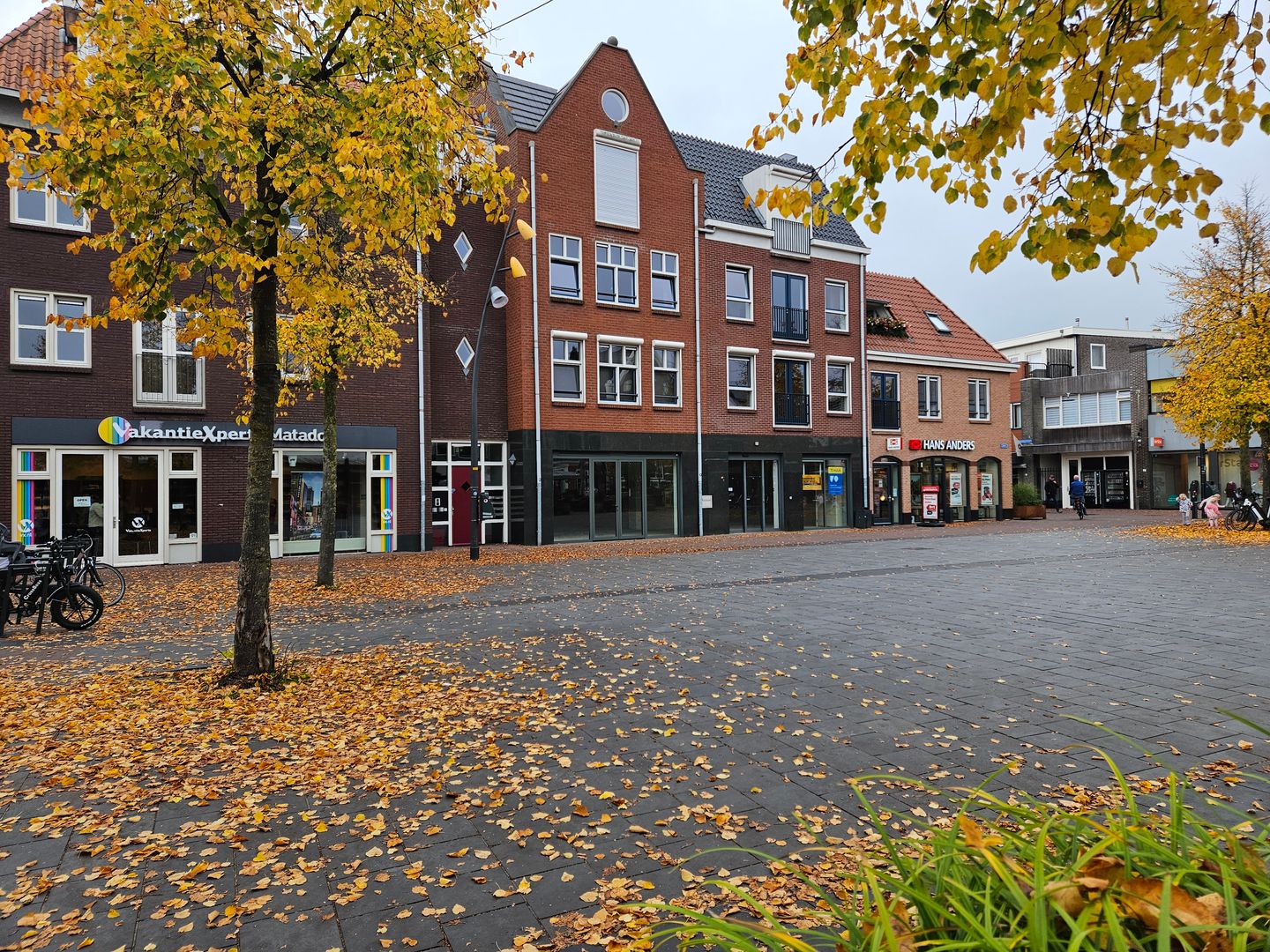 Bekijk foto 1 van Markt 9-e