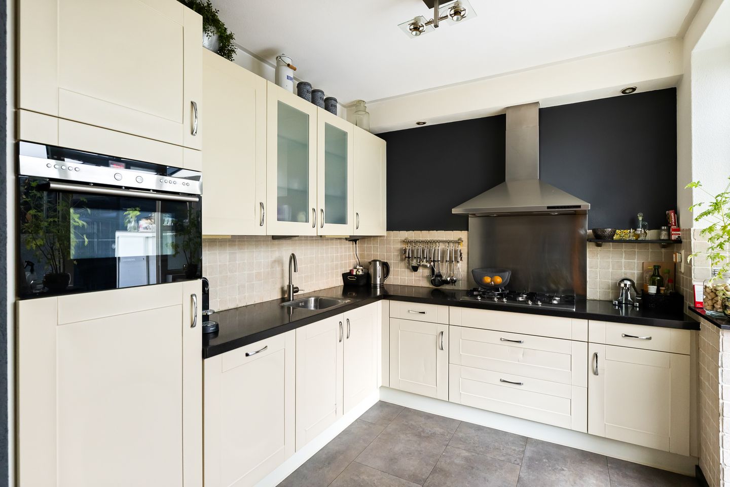 Foto 10 van Ferdinand Bollaan 9