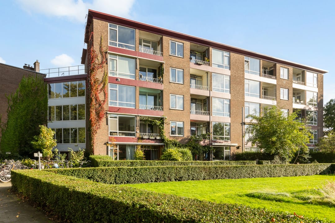 Photo 2 of Vechtplantsoen 32-1