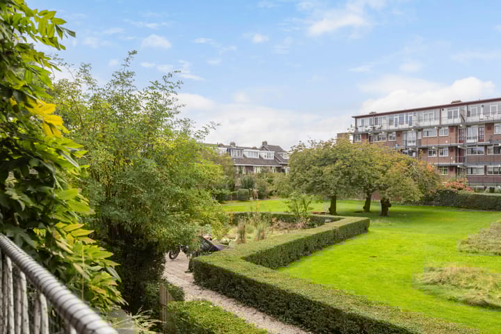 Photo 28 of Vechtplantsoen 32-1