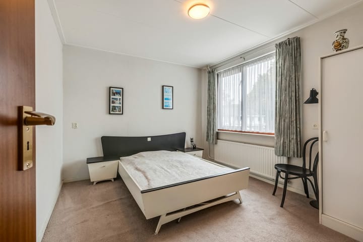 Foto 9 van Van Broekhuyzenstraat 15