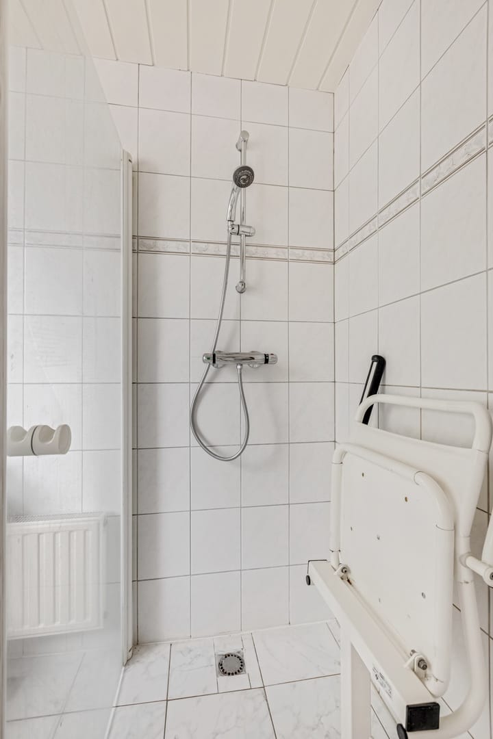 Foto 15 van Van Broekhuyzenstraat 15