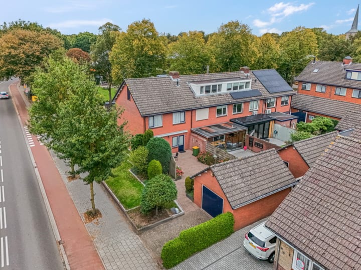 Foto 21 van Van Broekhuyzenstraat 15