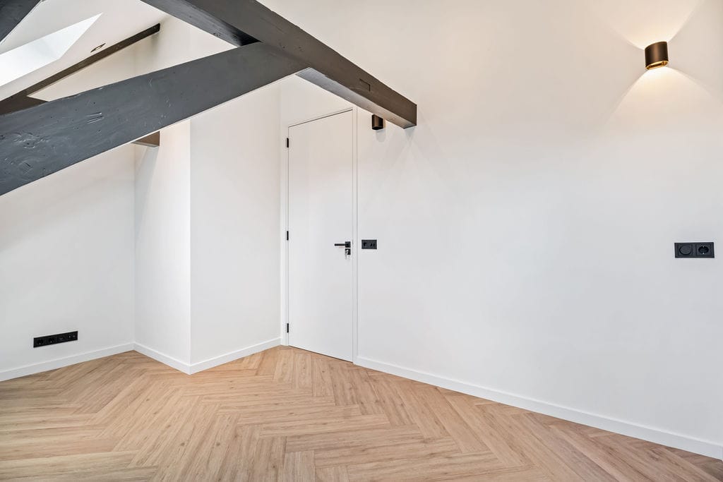 Foto 24 van Muurhuizen 100-G