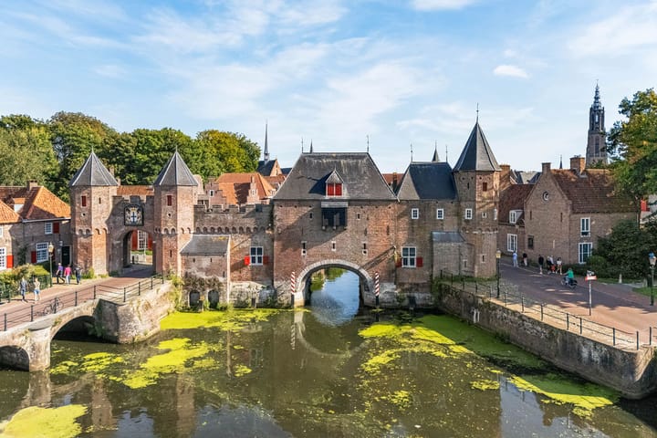 Foto 31 van Muurhuizen 100-E