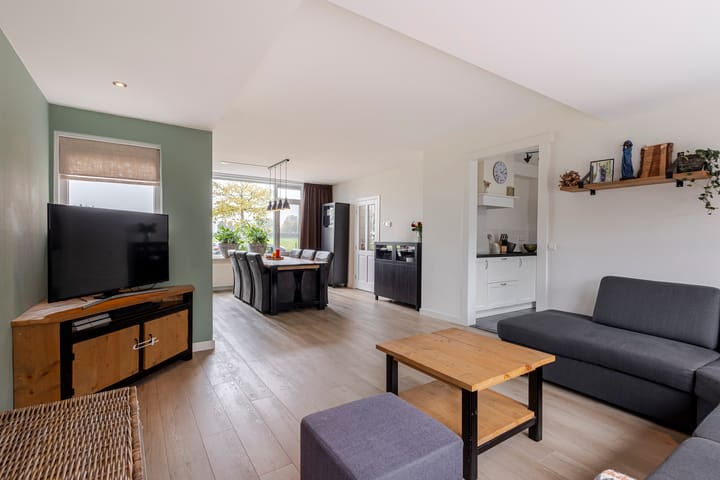 Foto 15 van Hazelaarlaan 66