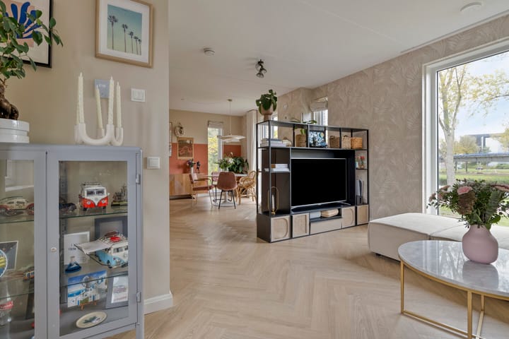 Foto 23 van Tulastraat 25