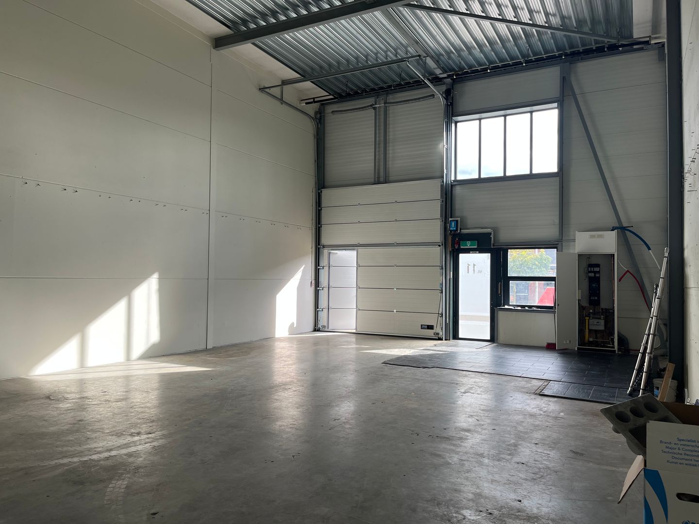 Bekijk foto 2 van Loodsstraat 11
