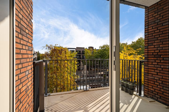 Foto 3 van Hooftstraat 13-C