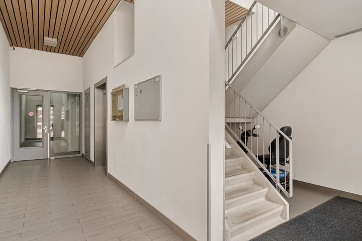 Foto 10 van Hooftstraat 13-C