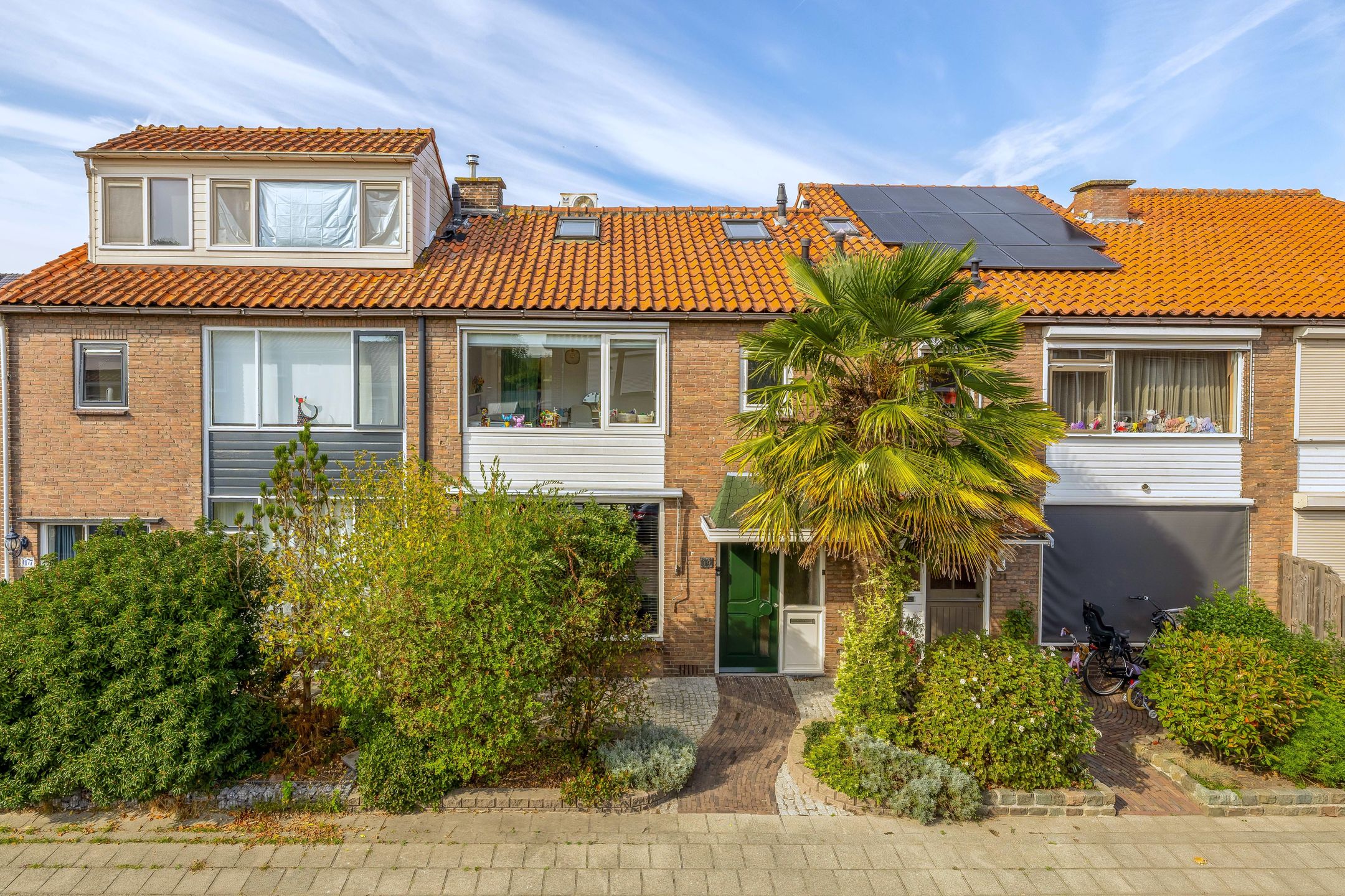 Photo 6 of Burgemeester Gründemannstraat 19