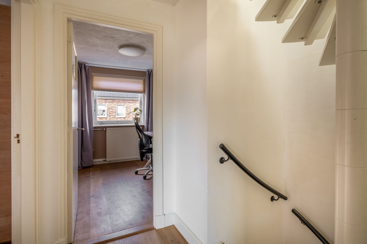 Photo 40 of Burgemeester Gründemannstraat 19