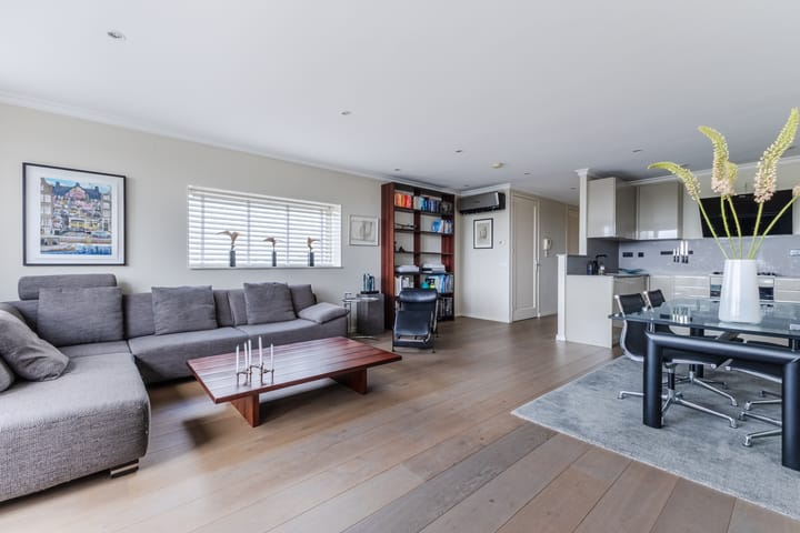 Foto 6 van Veenendaalplein 62