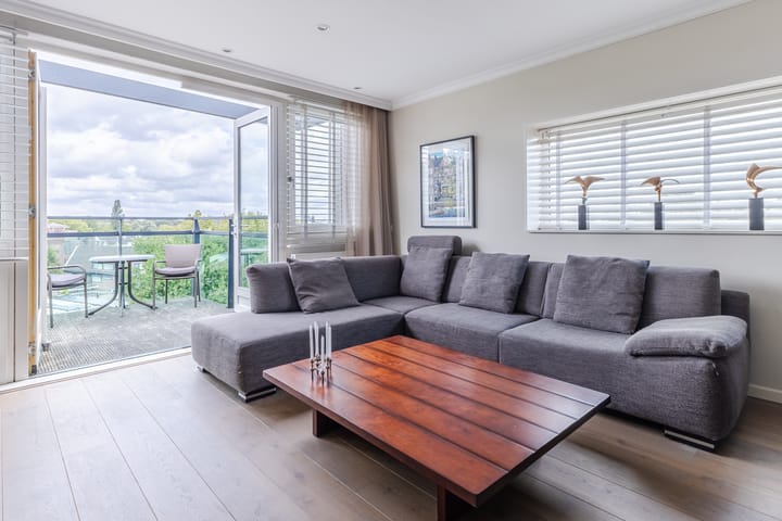 Foto 7 van Veenendaalplein 62