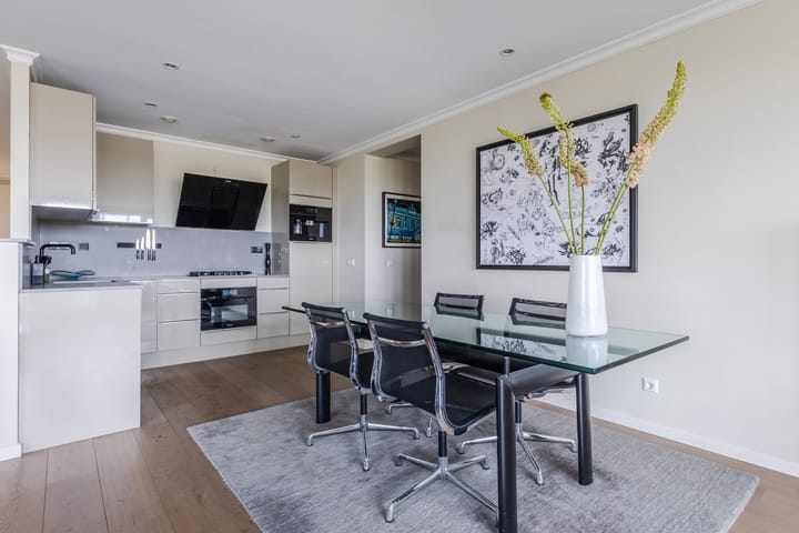 Foto 11 van Veenendaalplein 62