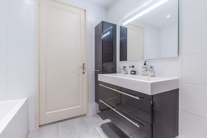 Foto 15 van Veenendaalplein 62