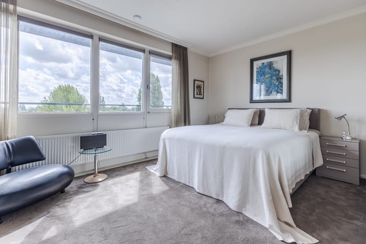 Foto 17 van Veenendaalplein 62