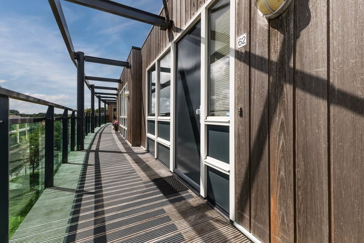 Foto 28 van Veenendaalplein 62