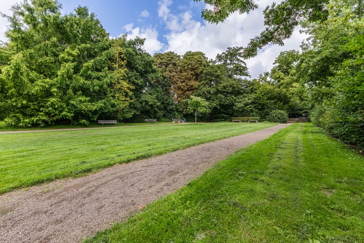 Foto 36 van Veenendaalplein 62