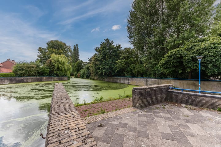 Foto 37 van Veenendaalplein 62