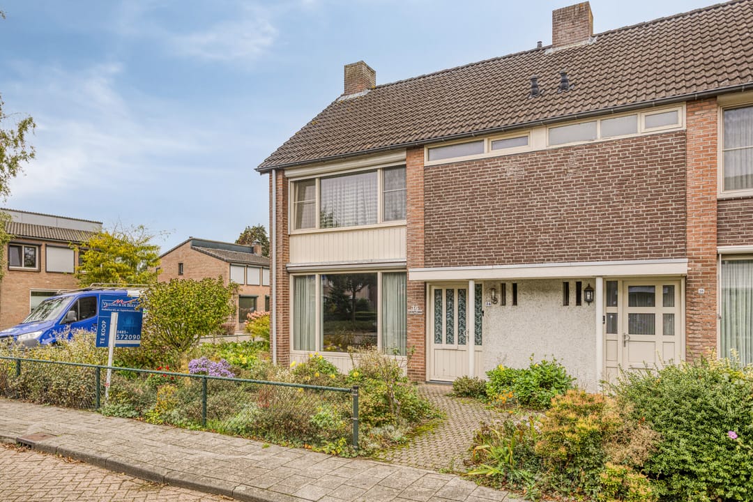 Photo 7 of Adriaen Brouwerstraat 36