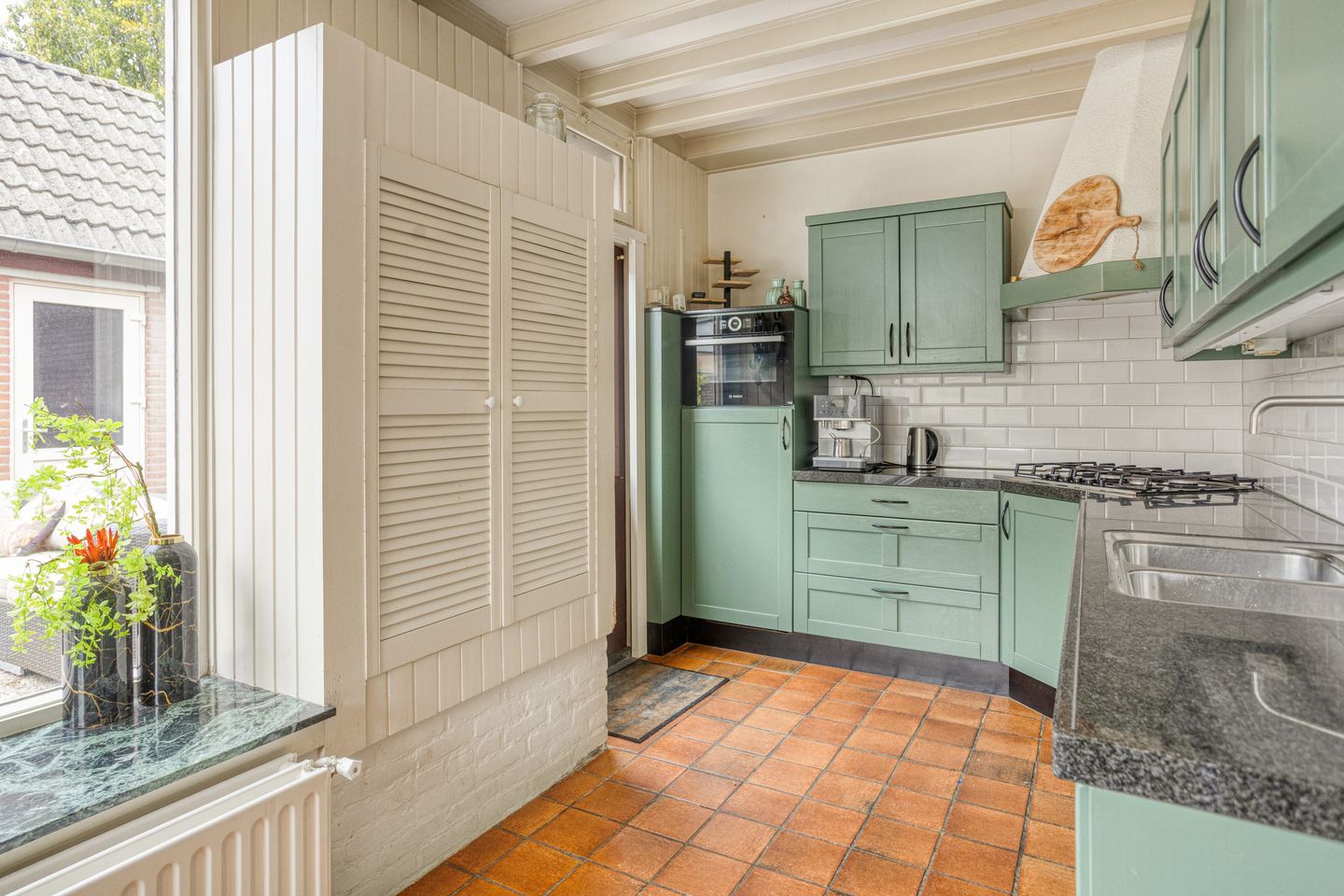 Photo 20 of Adriaen Brouwerstraat 36