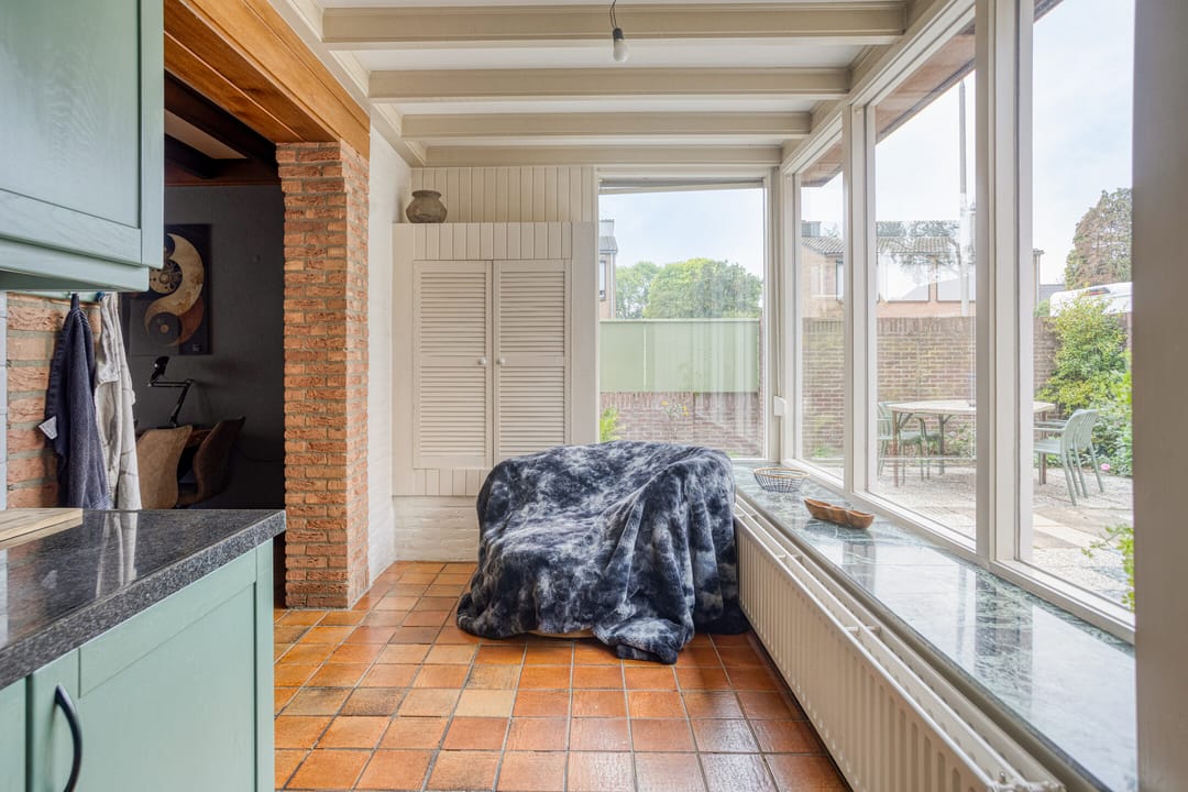 Photo 22 of Adriaen Brouwerstraat 36