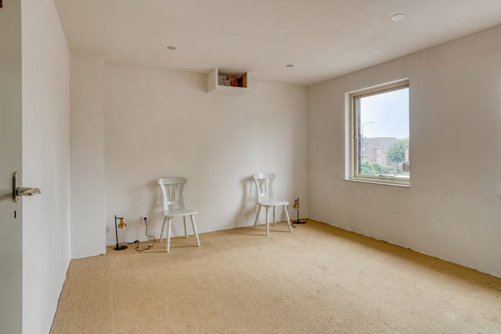 Photo 24 of Adriaen Brouwerstraat 36