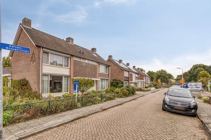 Photo 43 of Adriaen Brouwerstraat 36