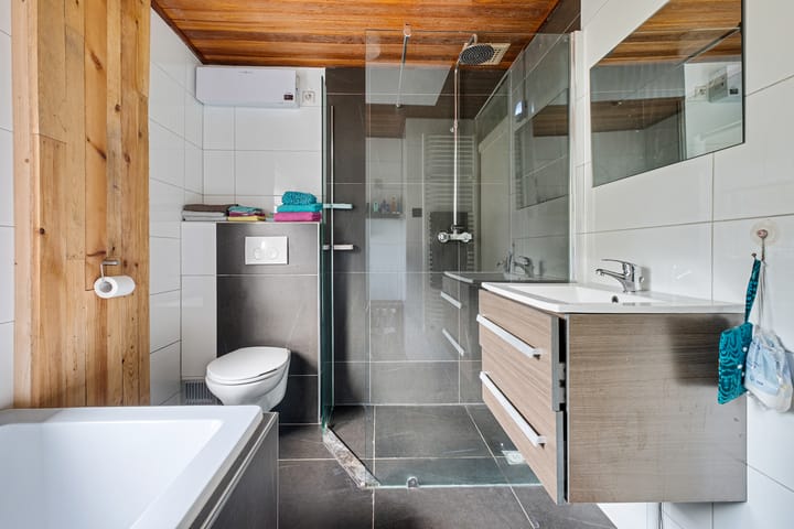 Foto 4 van Laurastraat 13