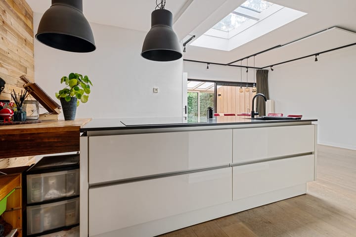 Foto 14 van Laurastraat 13