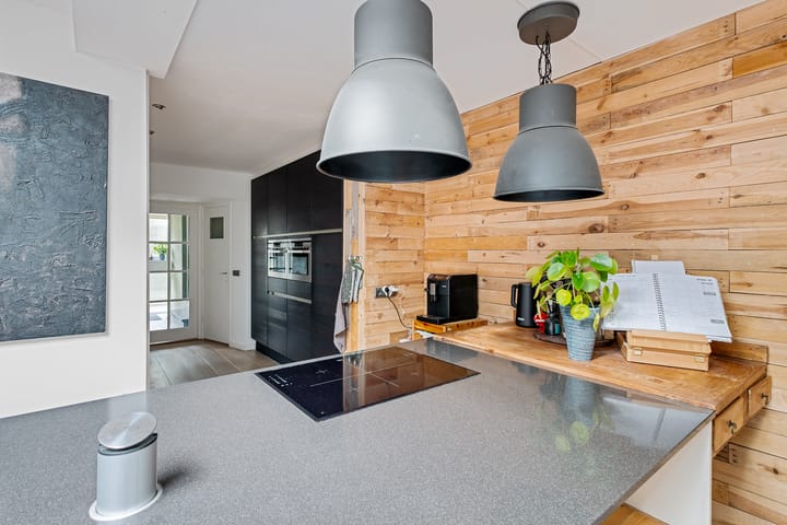 Foto 17 van Laurastraat 13