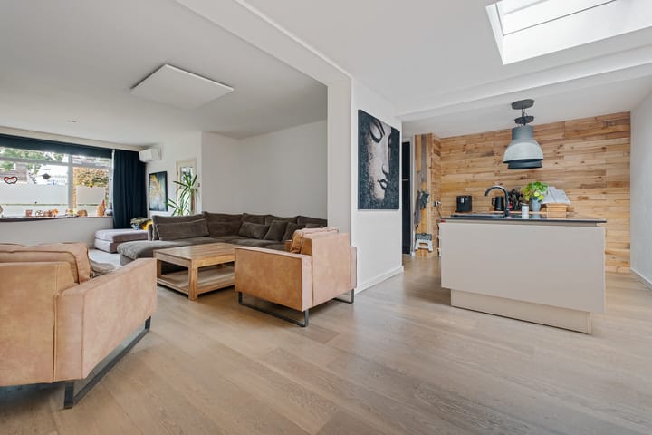 Foto 22 van Laurastraat 13