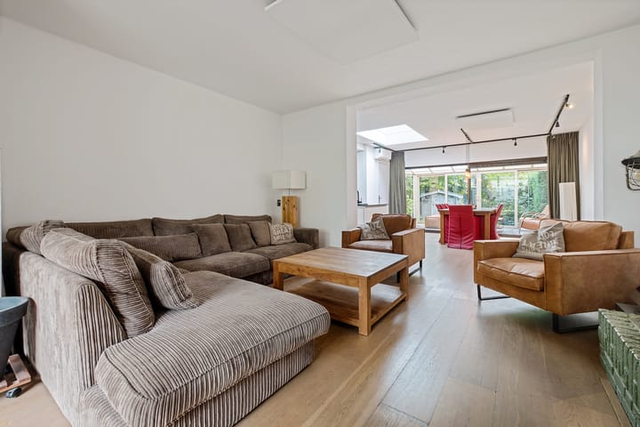 Foto 25 van Laurastraat 13