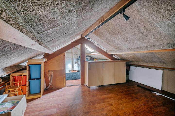 Foto 48 van Laurastraat 13