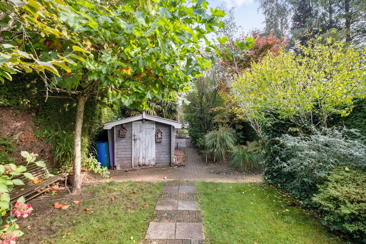 Foto 49 van Laurastraat 13