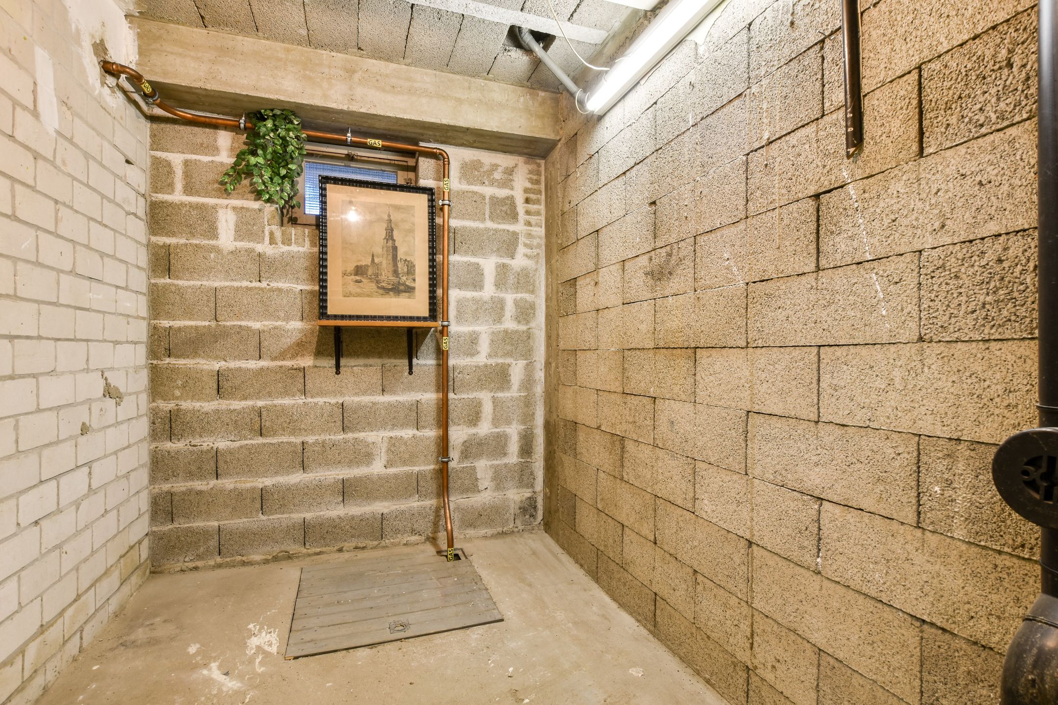 Foto 24 van S. F. van Ossstraat 86