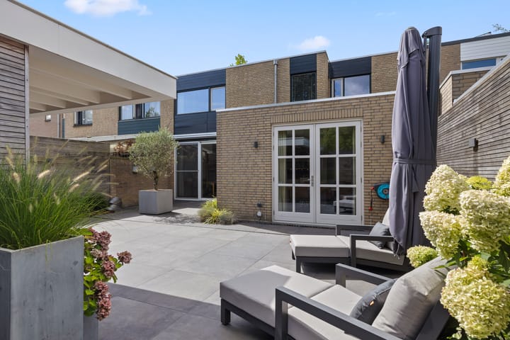 Photo 4 of Van Egmondlaan 34