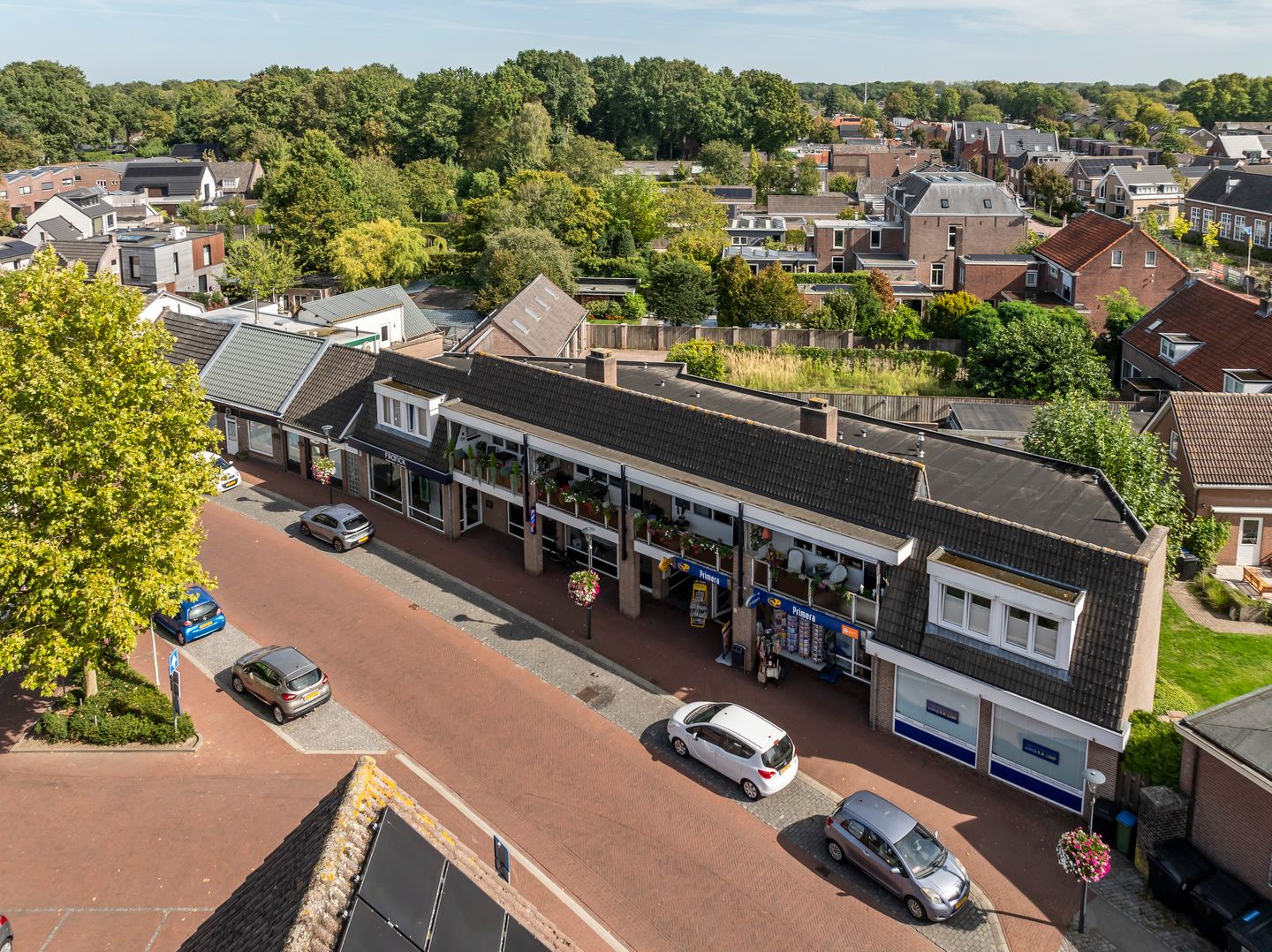 View photo 4 of Oranjeplein 23