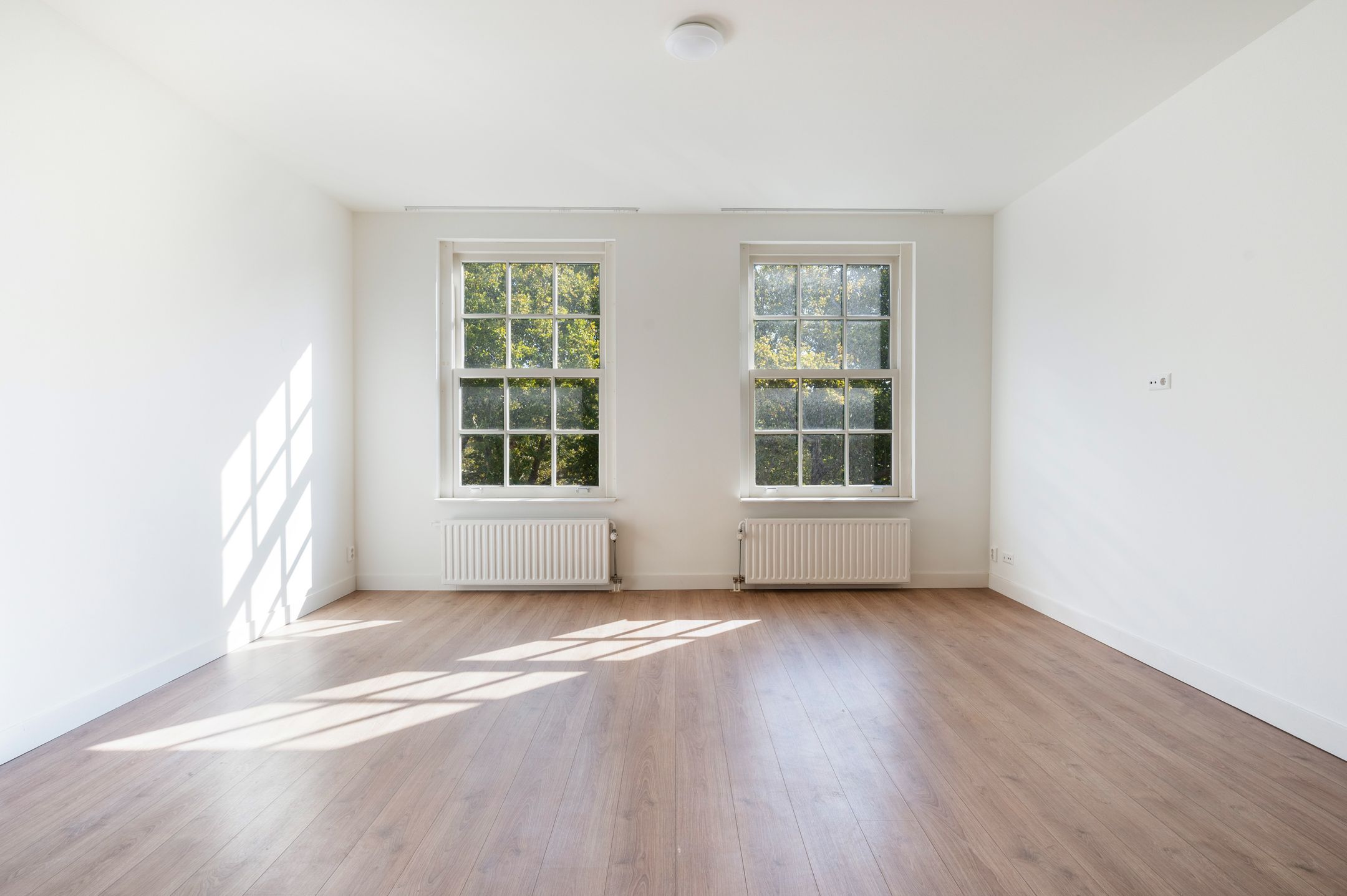 Photo 12 of Heemraadssingel 103-C