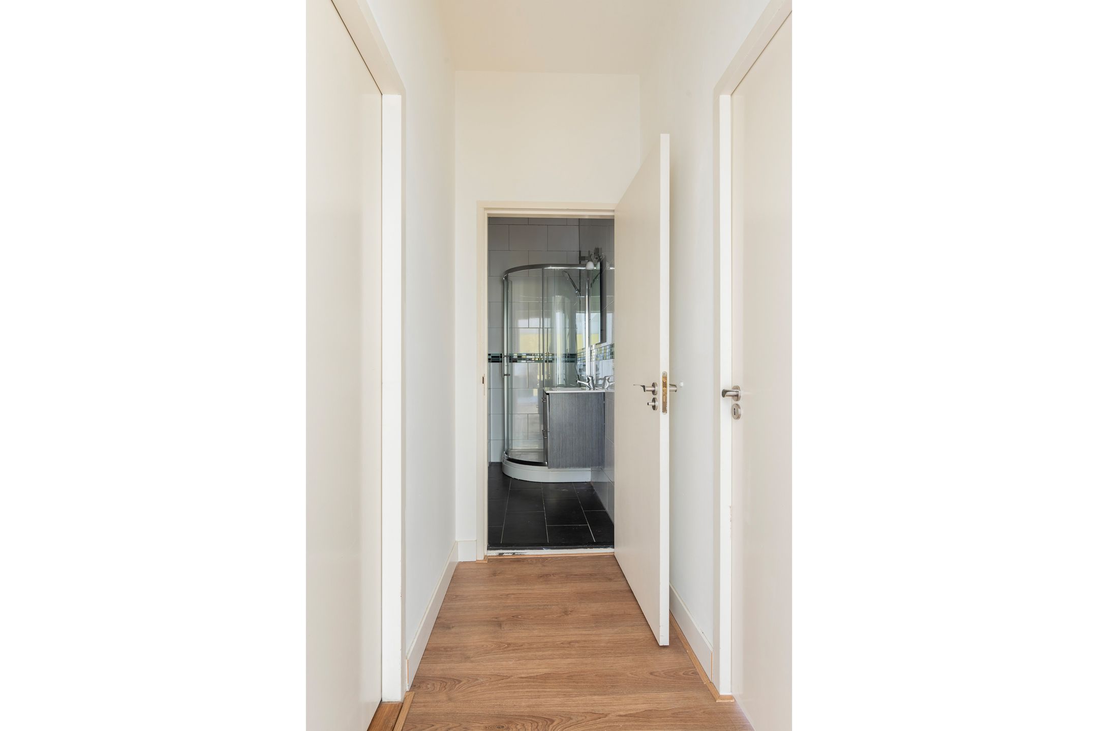 Photo 21 of Heemraadssingel 103-C