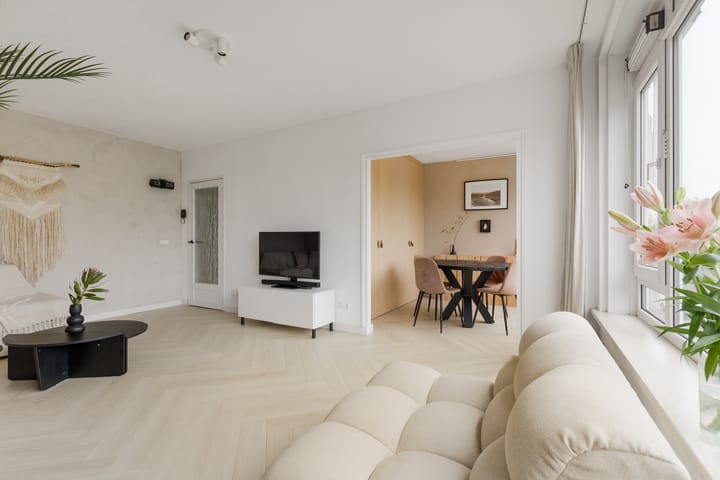 Photo 5 of Delftlaan 345-I